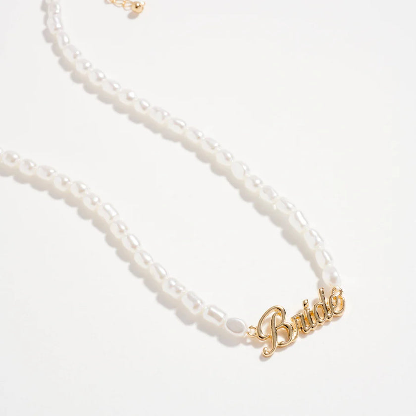 Signature Name necklace with pearl chain